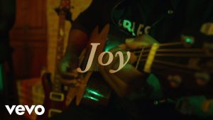 maxresdefault 4 300x169 - VIDEO: VaShawn Mitchell – Joy (The Home For Christmas Sessions)
