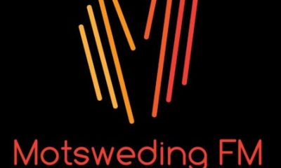 DJ Ace – MotswedingFM Back to School Piano Mix Hiphopza 1 400x240 - DJ Ace – MotswedingFM (Back to School Piano Mix)
