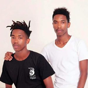 The Unique Twinz Ufihla ikhekhe ft. Jaytee Hip Hop More Afro Beat Za 300x300 - The Unique Twinz ft. Jaytee – Ufihla ikhekhe