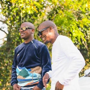 mshayi mr thela – happy song Afro Beat Za 300x300 - Mshayi &amp; Mr Thela – Happy Song