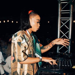 uncle waffles – live mix at tshwanefontein Afro Beat Za 300x300 - Uncle Waffles – Live Mix at Tshwanefontein